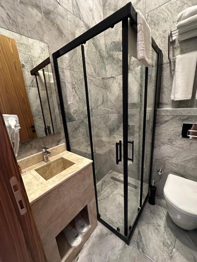 Berfinn Hotel Ortakoey Истанбул Екстериор снимка