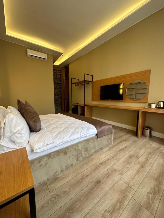 Berfinn Hotel Ortakoey Истанбул Екстериор снимка